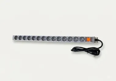 Ổ cắm điện chia 4 chống nước 26m 16A 250V