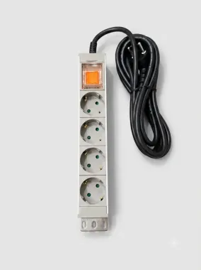 Ổ CẮM NHÔM 4 LỖ 16A 220V