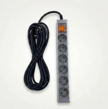 Ổ CẮM NHÔM 6 LỖ 16A 250V