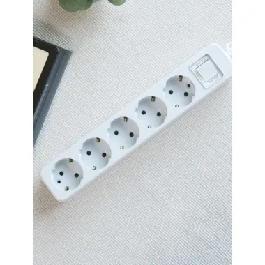 Ổ CẮM 14 LỖ 16A 250V